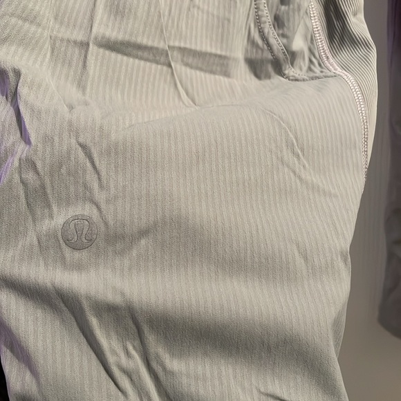 Lululemon Dance Studio Crop *25" in Silver Drop - Picture 6 of 7